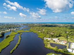 Picture of 98 Captain Kidd Circle N, Nokomis, FL 34275