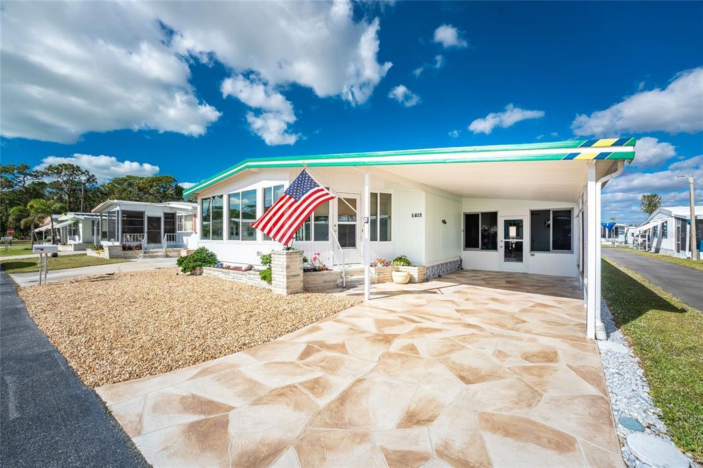 Picture of 98 Captain Kidd Circle N, Nokomis, FL 34275