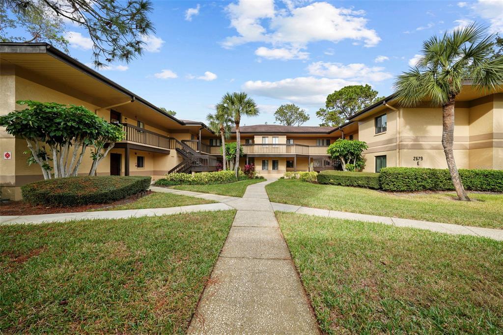 Picture of 2679 Sabal Springs Circle Unit 203, Clearwater, FL 33761