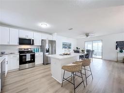 Picture of 3932 Ashwood Lane Unit 42, Sarasota, FL 34232