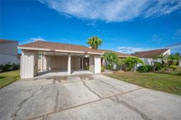 Picture of 4243 Oak Loop Unit 35, Mulberry, FL 33860