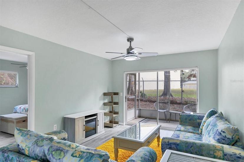 Picture of 2839 Swifton Drive Unit 19, Sarasota FL 34231