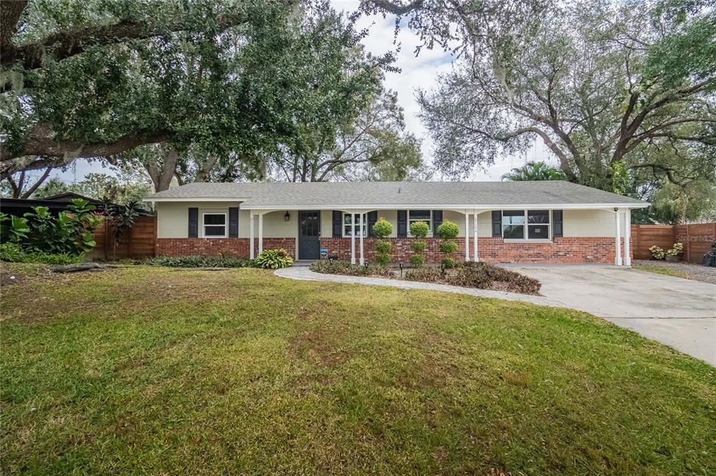 Picture of 2104 John Arthur Way, Lakeland, FL 33803