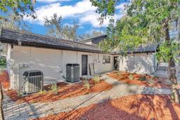 Picture of 407 Belvedere Oval, Temple Terrace, FL 33617