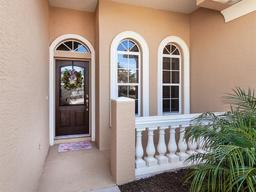 Picture of 305 Rio Terra, Venice, FL 34285