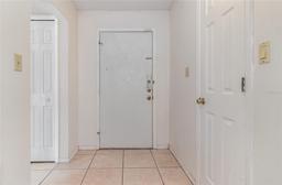 Picture of 4392 S Lake Orlando Parkway Unit 4, Orlando, FL 32808