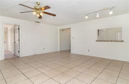 Picture of 4392 S Lake Orlando Parkway Unit 4, Orlando, FL 32808