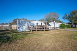 Picture of 4307 Meadow Ridge Court, Mulberry, FL 33860