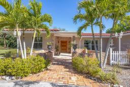 Picture of 2605 Desoto Road, Sarasota, FL 34234