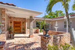 Picture of 2605 Desoto Road, Sarasota, FL 34234