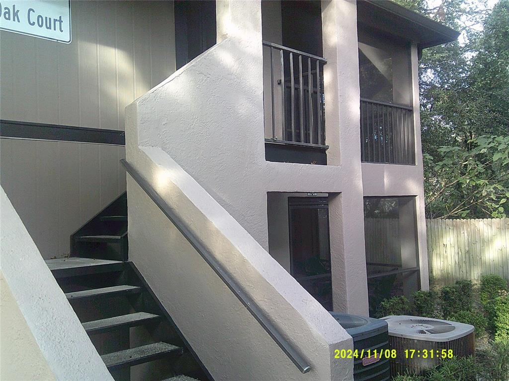 Picture of 4036 Angel Oak Court Unit 101, Tampa, FL 33613