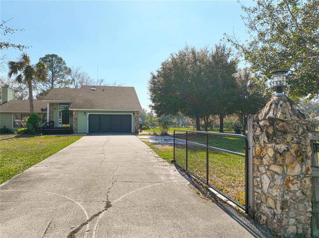 Picture of 21343 Reindeer Road, Christmas, FL 32709