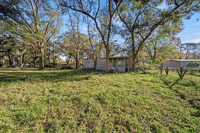 Picture of 1636 Country Woods Drive, Lakeland FL 33809