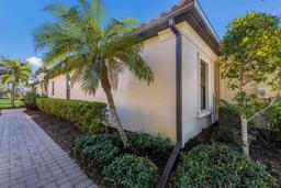 Picture of 8224 Varenna Drive, Sarasota, FL 34231