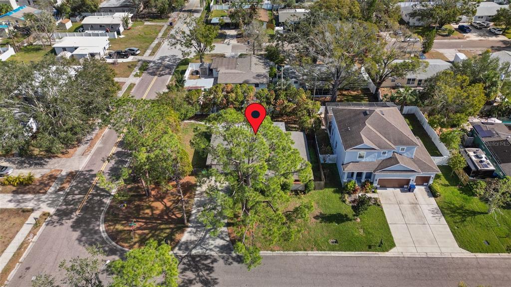 Picture of 4704 W Chapin Avenue, Tampa, FL 33611