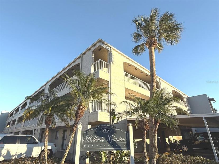 Picture of 215 Valencia Boulevard Unit 105, Belleair Bluffs FL 33770