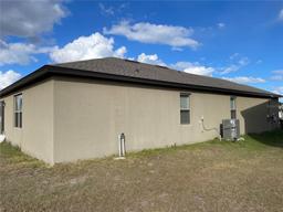 Picture of 8756 Micmac Ct, Polk City, FL 33868