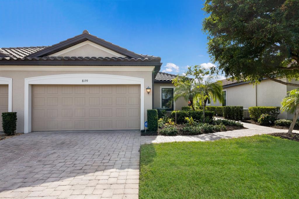 Picture of 8199 Varenna Drive, Sarasota, FL 34231