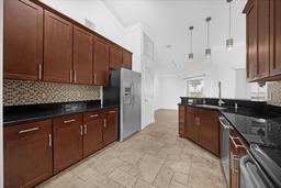 Picture of 3499 Summerwood Way, Lakeland, FL 33812