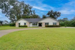 Picture of 2263 SE Laurel Run Drive, Ocala, FL 34471