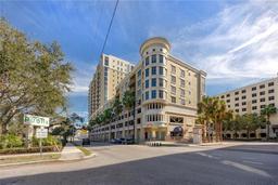 Picture of 275 Bayshore Boulevard Unit 1702, Tampa, FL 33606