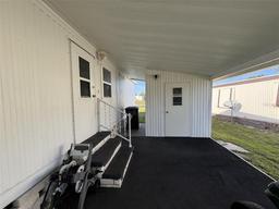 Picture of 9138 Lake Point Boulevard, Lake Wales, FL 33898