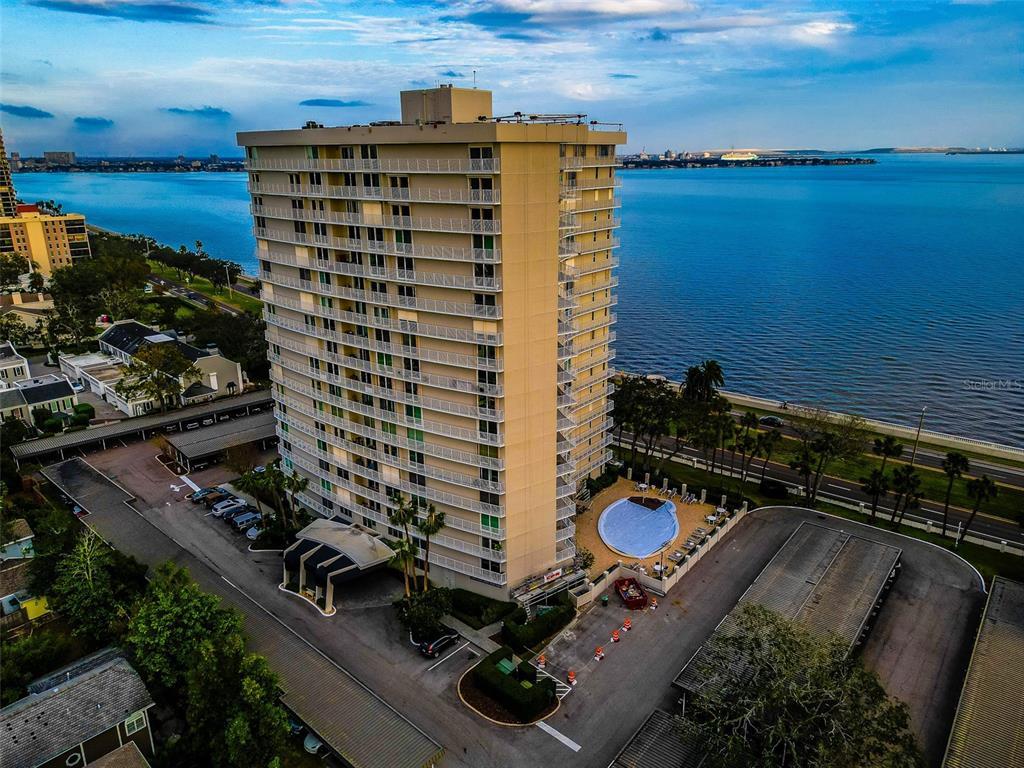 Picture of 2611 Bayshore Boulevard Unit 302, Tampa, FL 33629