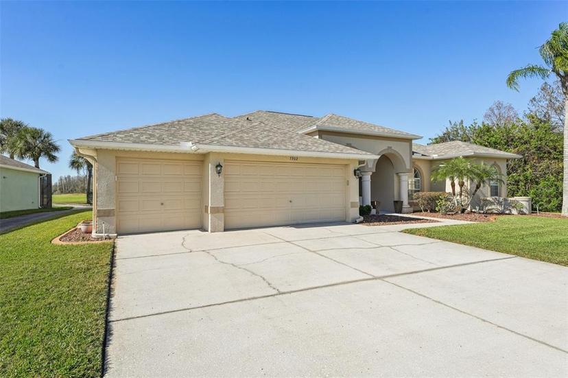 Picture of 7302 Melogold Circle, Land O Lakes FL 34637