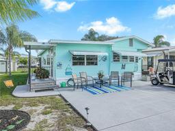 Picture of 32 Royal Coachman Street, Lake Wales, FL 33898