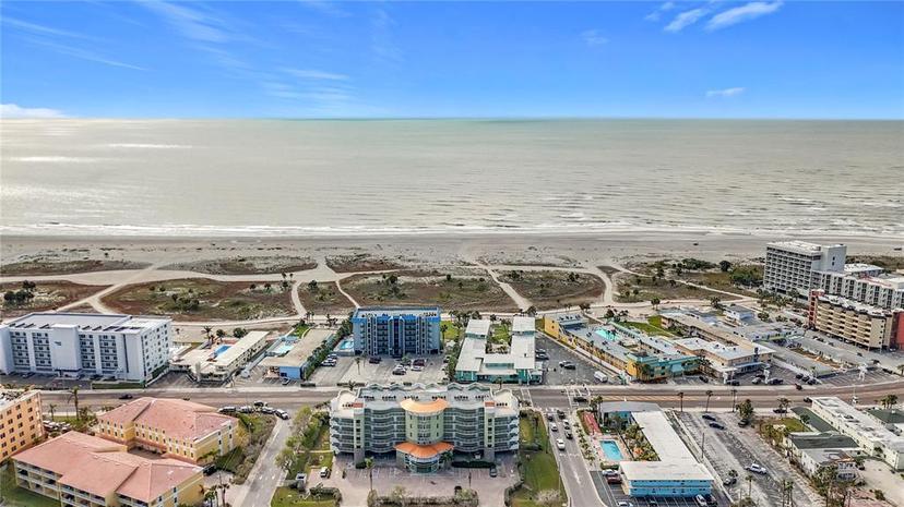 Picture of 11605 Gulf Boulevard Unit 505, Treasure Island FL 33706