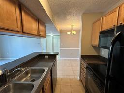 Picture of 209 Lake Brook Cir Unit 103, Brandon, FL 33511