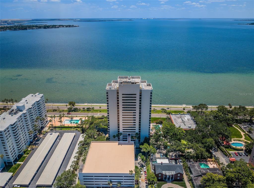 Picture of 2413 Bayshore Boulevard Unit 803, Tampa, FL 33629