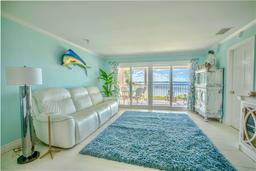 Picture of 749 Manatee Avenue Unit 749, Holmes Beach, FL 34217