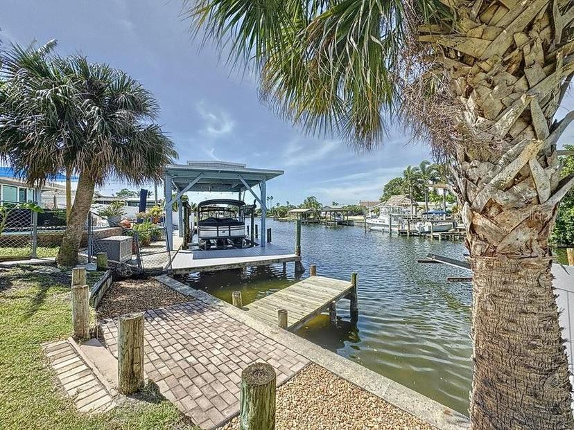 Picture of 265 Inlet Avenue, Merritt Island FL 32953