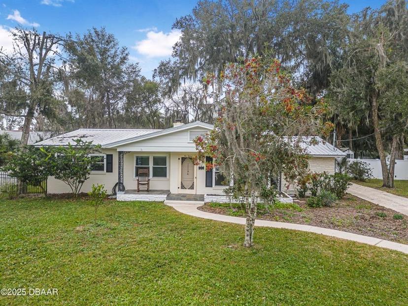 Picture of 515 Mulholland Park, Palatka FL 32177