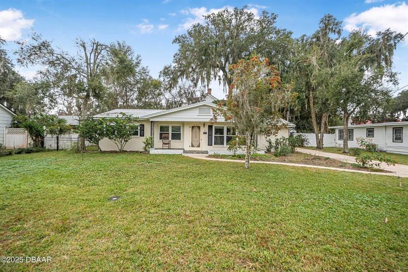 Picture of 515 Mulholland Park, Palatka FL 32177