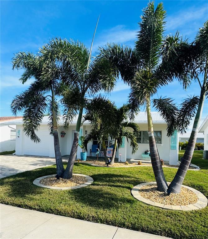 Picture of 9743 36Th Way N Unit 4, Pinellas Park FL 33782