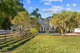 Picture of 13041 SE 158Th Lane, Weirsdale, FL 32195