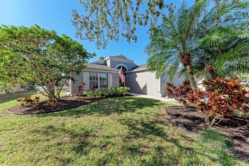 Picture of 4861 Sabal Harbour Drive, Bradenton FL 34203