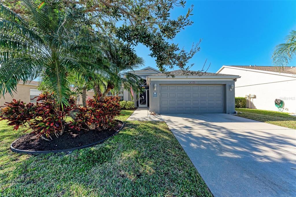 Picture of 4861 Sabal Harbour Drive, Bradenton, FL 34203