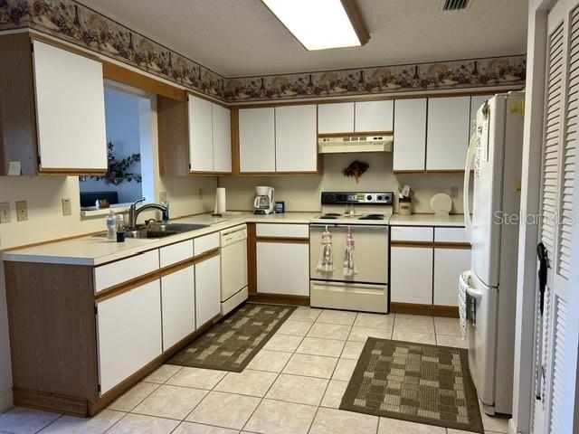 Picture of 9378 SW 90Th Court Unit B, Ocala FL 34481