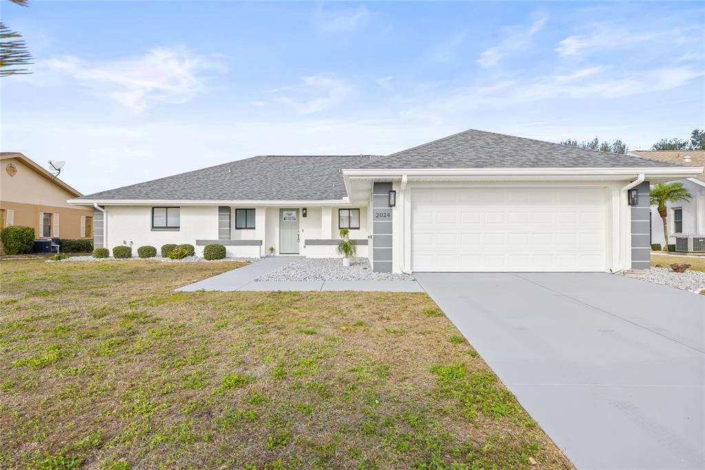 Picture of 2024 N Pebble Beach Boulevard, Sun City Center, FL 33573