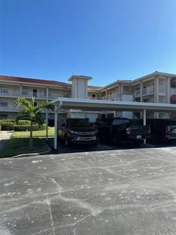 Picture of 6505 Stone River Road Unit 202, Bradenton, FL 34203