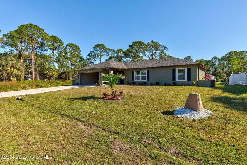 Picture of 411 Wildwood Avenue Sw, Palm Bay FL 32908