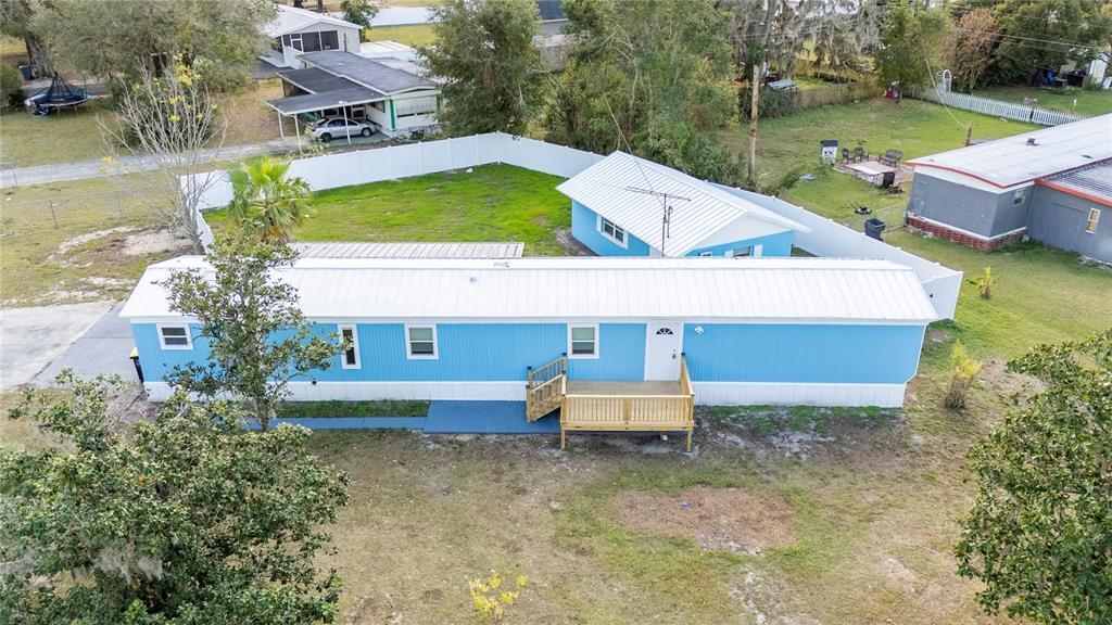 Picture of 324 Clearwater Avenue, Polk City, FL 33868