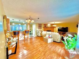 Picture of 8848 Oak Circle, Tampa, FL 33615