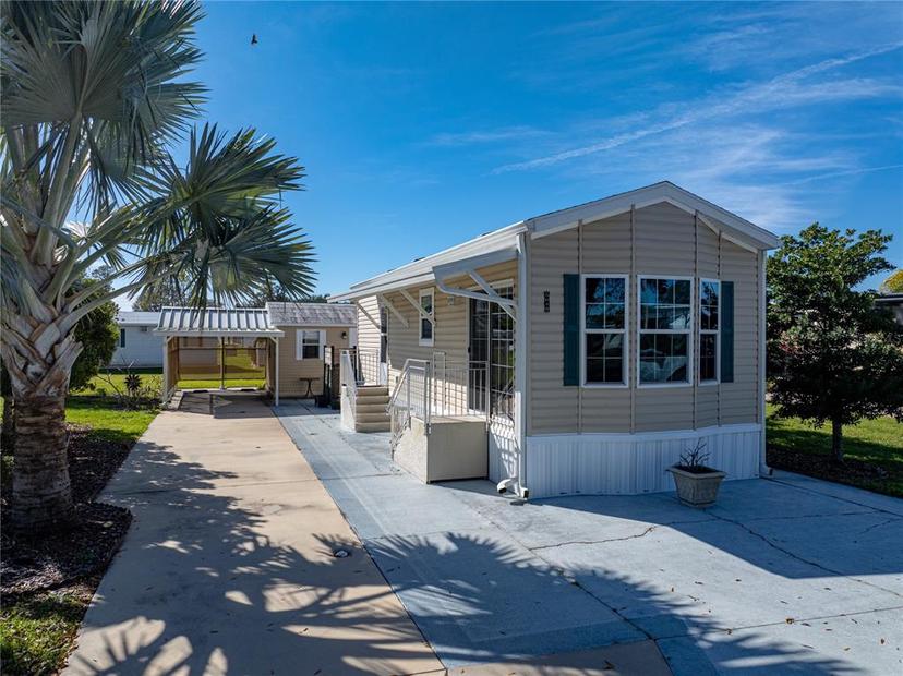 Picture of 5049 Shore Line Drive, Polk City FL 33868