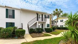 Picture of 5400 34Th Street W Unit I-9, Bradenton, FL 34210