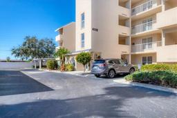 Picture of 4110 Ironwood Circle Unit 301, Bradenton, FL 34209