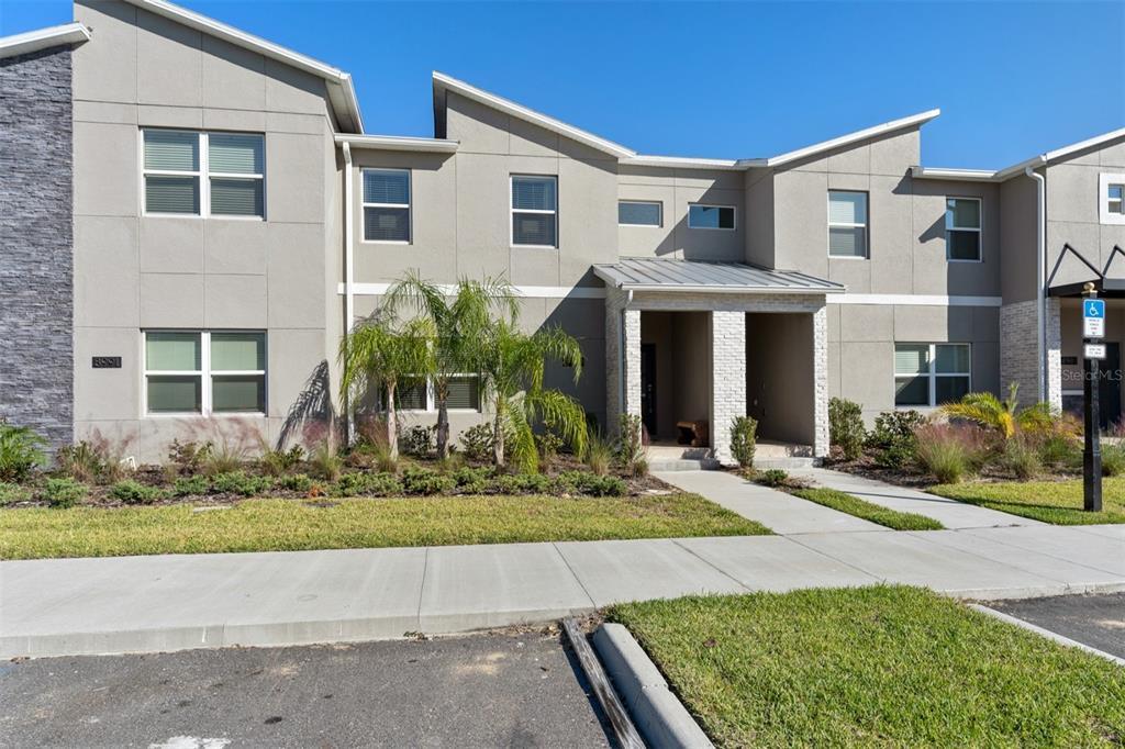 Picture of 8989 Cabot Cliffs Drive, Davenport, FL 33896